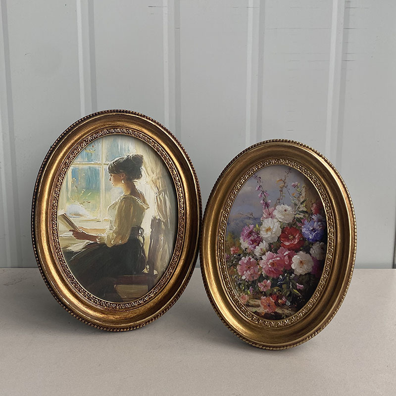 Vintage European Relief Golden - Resin Art Gallery ulasan dan harga