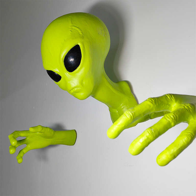 UFO Alien Wall Art Hanging Orn - Resin Art Zone ulasan dan harga